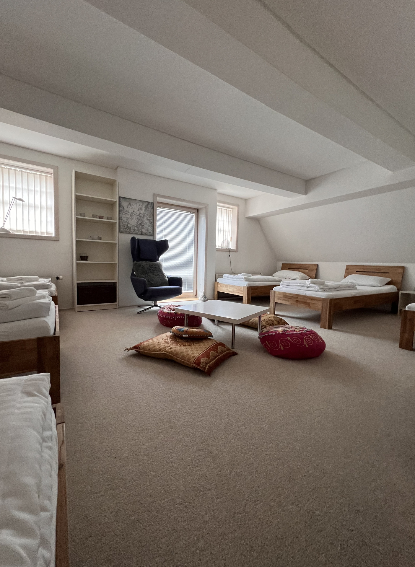 Schlafzimmer 9 mit 6 Betten .jpeg